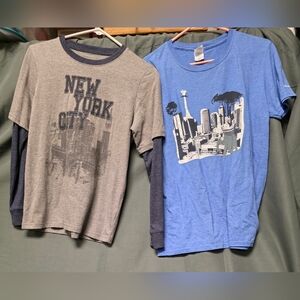 Set of 2 New York Themed T-shirts (1 Short Sleeve & 1 Long Sleeve), Size M & L